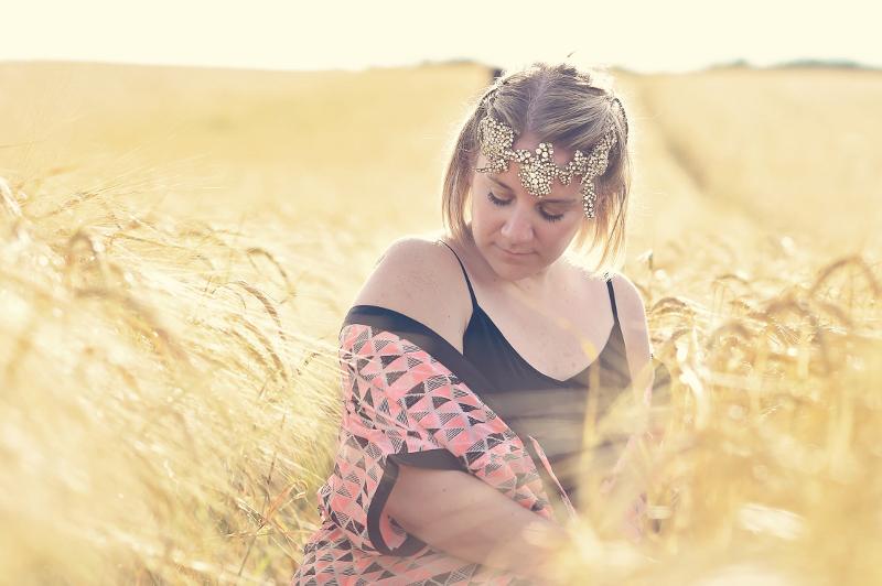 emma_pink88's tweet photo. I Am Gorgeous! http://t.co/JljnH0fKHa @UKBloggers1 #learningtofly #lblogger #goddess #dimplesanddaises http://t.co/mdNy19S5Sh