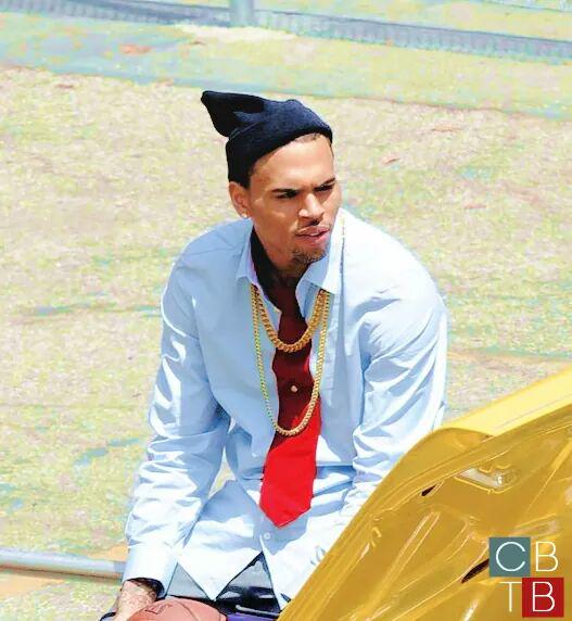 AwowR's tweet photo. My idol my everything @chrisbrown http://t.co/XdtUKnWQGE