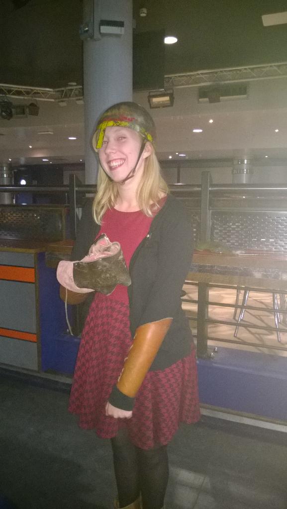 HullHPSoc's tweet photo. Founder of #HPSoc ready to fight! #batsoc #minifest #welcomefest @HUUSocieties http://t.co/kbKiZ6rdtm