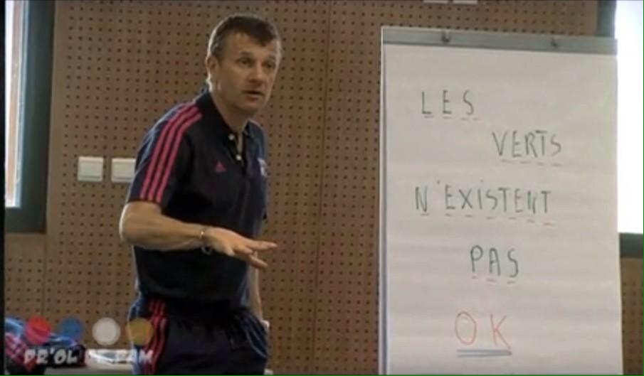 RemBzhGone's tweet photo. DERBY DAY ! 1 derby ne se joue pas, il se gagne ! 🔴🔵✊🏻
Comme le disait si bien Patrice Lair 😎 #TeamOL #ObjectifDecima http://t.co/RwMZ65vMOm