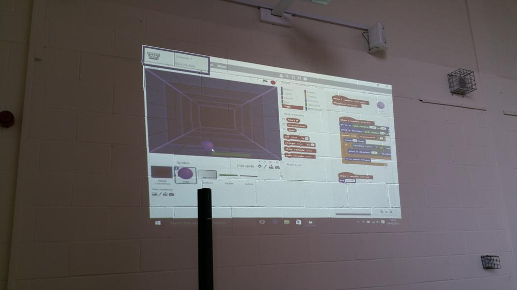 CoderDojoDL's tweet image. Everyone fascinated by Martha's demo, lovely to see the girls showing projects!