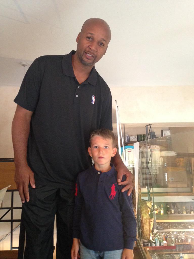 SpeedMax72's tweet photo. #NBAMilano @NBA @celtics @OlimpiaEA7Mi http://t.co/82Igu1p1ro