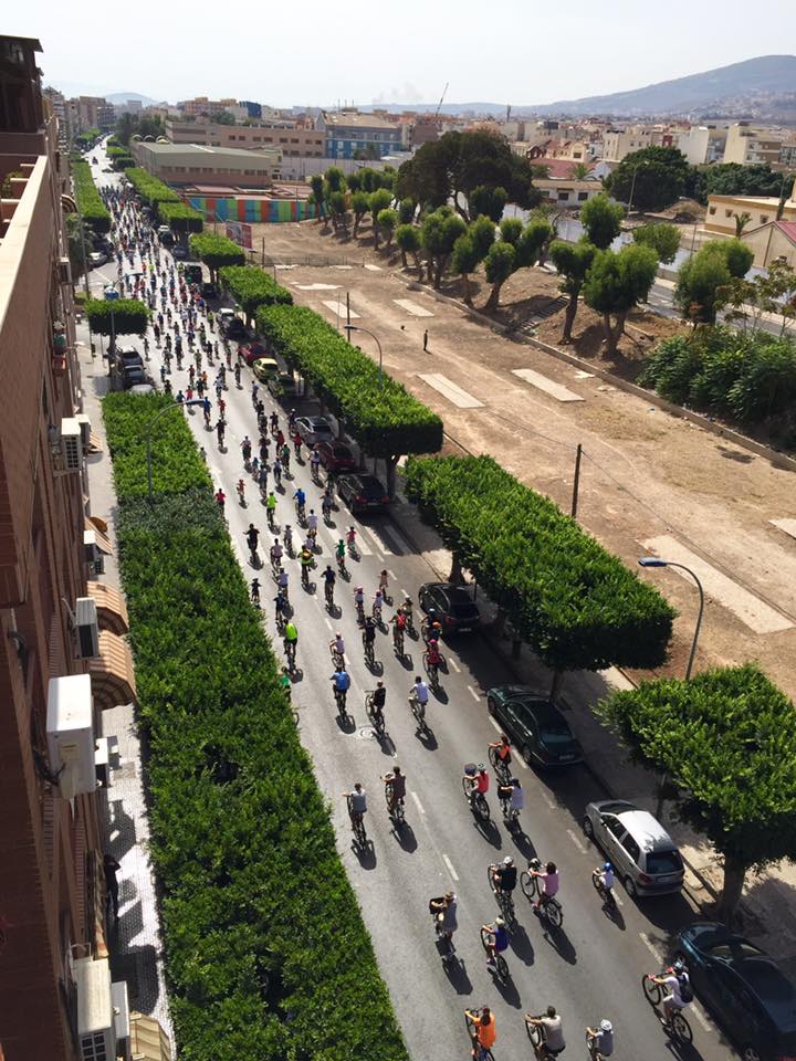 MelillaConBici's tweet photo. Nos merecemos un @PMUSMelilla consensuado, técnicos formados, políticos liderando... Ciudadanía y medios responden ;) http://t.co/CPeMppBfso