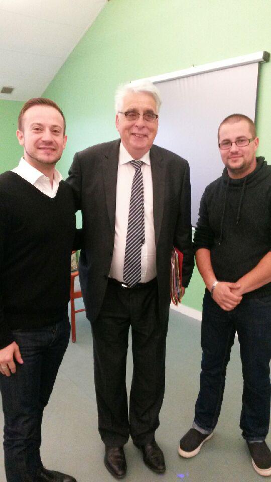 JimmyRaballand's tweet photo. .@JP_Sueur est venu en Loire Atlantique nous parler d'#intercommunalité Une très belle rencontre ! #UPRPDL @psvendee http://t.co/XawyYNvME9