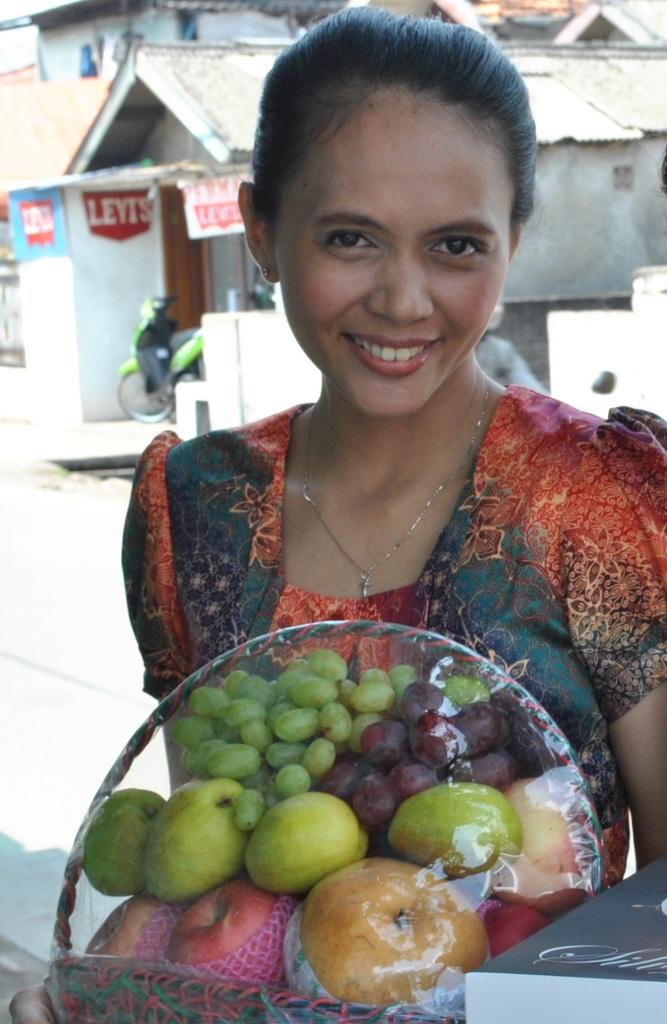 WulanSariP1's tweet photo. @netmediatama @REVLONid #LipsinHDxNET http://t.co/F8cAhTQ2FK