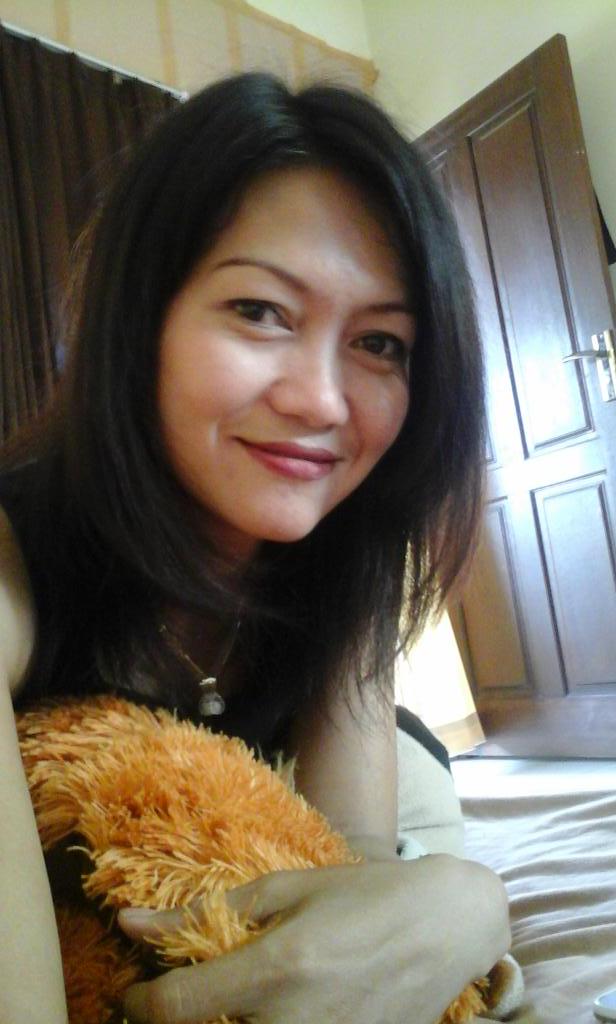 nesta_marina's tweet photo. @netmediatama @REVLONid #LipsinHDxNET http://t.co/pVnrCVw7En