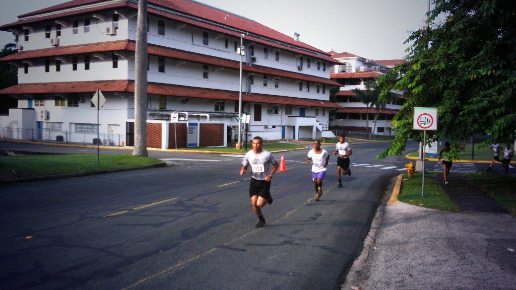 GAVR20's tweet photo. #corremosporellas @jcipanama @jcialianza http://t.co/N6NeFuhyFi