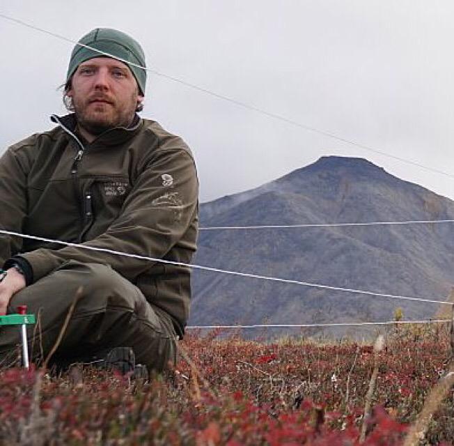 dustinfeher's tweet photo. Camp at the foot of the Brooks Range Alaska. http://t.co/GTUInqQLrZ