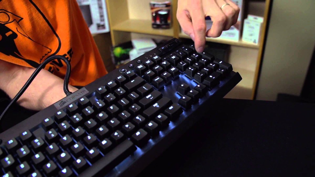 multigeekx's tweet photo. #K95RGB http://t.co/xInqjjRs9X