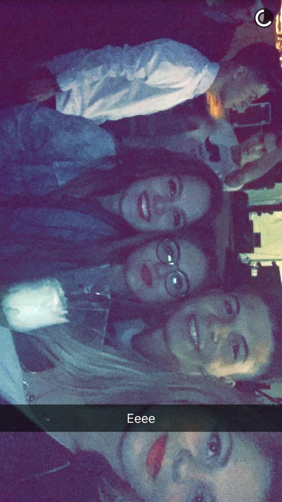 HLoles1's tweet photo. Noche 👌👍👋👏🔙🔙🔙🔙🔙🔙⚠💯 http://t.co/pkuLkAMy6O