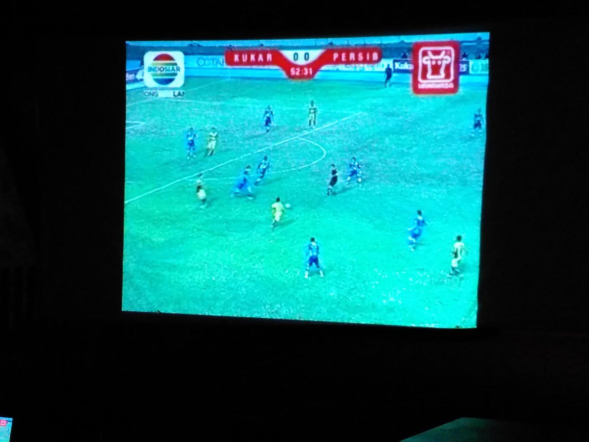 KartunUnit10's tweet photo. Nonbar mitra kukar vs Persib. @Karta_Maleber @kartaBDG @KelMaleber @kecamatan_andir #KartaBDG #KartunUnit10 juara http://t.co/TQX78ZXc1J