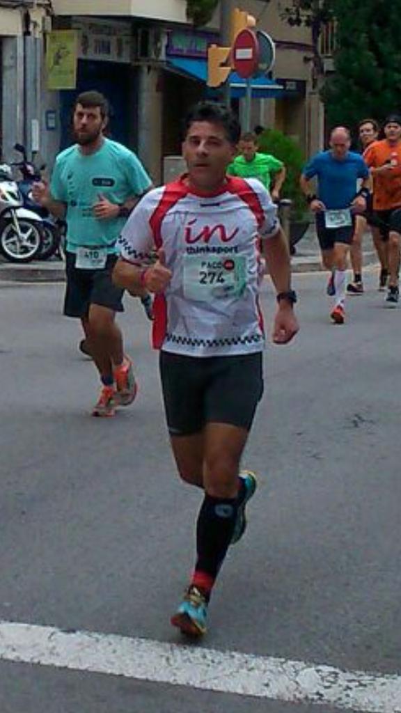 SantCugatBotiga's tweet photo. Hoy hemos estado y disfrutando en @MitjaMaratoSTC  Gracias organización y voluntarios. #enjoydoing http://t.co/DAKcX59oQb