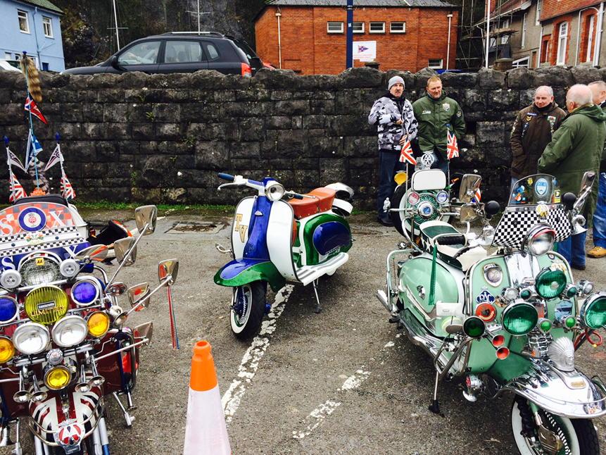 LambrettaWales's tweet photo. Out and about @Quadrophenia_uk @OrdinaryAffair @MODWEARUK @modsceneweekly @ltdsc1 @NormanJayMBE @ModernistJ http://t.co/gGBxqUv4Rs