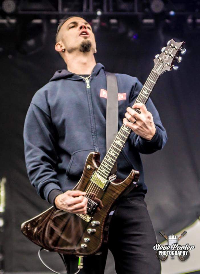 Check out this crazy PRS that Mark Tremonti is rocking