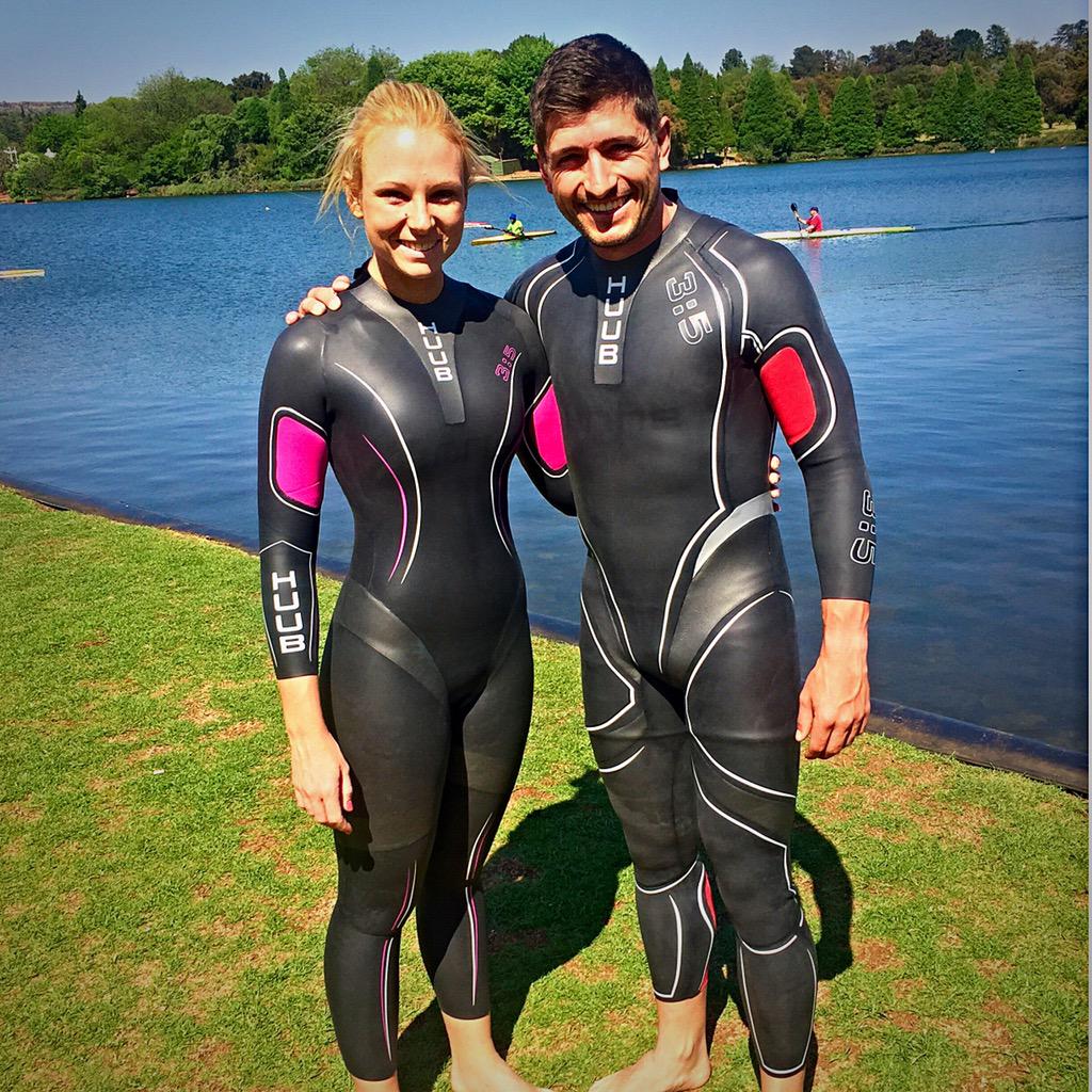 AnnieKurzewski's tweet photo. Swimminggggggg like fishies!
#openwater #traintraintraining #ππ» #exercisesolutions #HUUB @NicChappies @Exercise_s http://t.co/i7YTY254Of