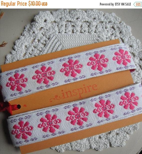 Destashpearl's tweet photo. ON SALE Embroidered Trim, Cotton Trim, Flowered Trim, Thick Trim on an Insp… https://t.co/ZRFgZlXLIq #Etsy #PinkTrim http://t.co/7ZGevSYKLi