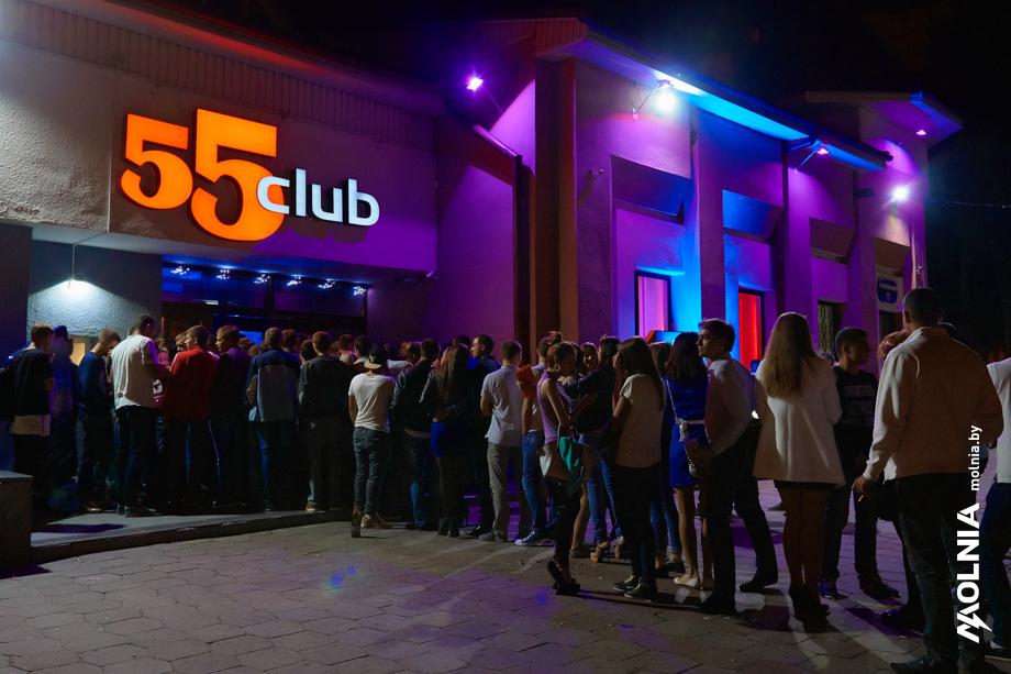 jt_amsterdam's tweet photo. солд аут в мозыре! #guardolabelnight #dynamiteffect #hot #party #people #guardo #cool #night #music http://t.co/oRHkXusIOV