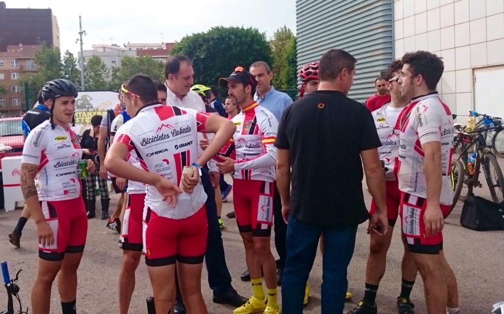 salvaaguilella's tweet photo. Hui X prova del V CircuitBtt @MuntanyesCs @dipcas amb 210 inscrits per 40 km #Onda.Enhorabona a tots els participants http://t.co/Ng1cxOK5Vl