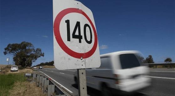 collectiveloop's tweet image. Is Twitter Ditching The 140-Character Limit?  sco.lt/6qcoef