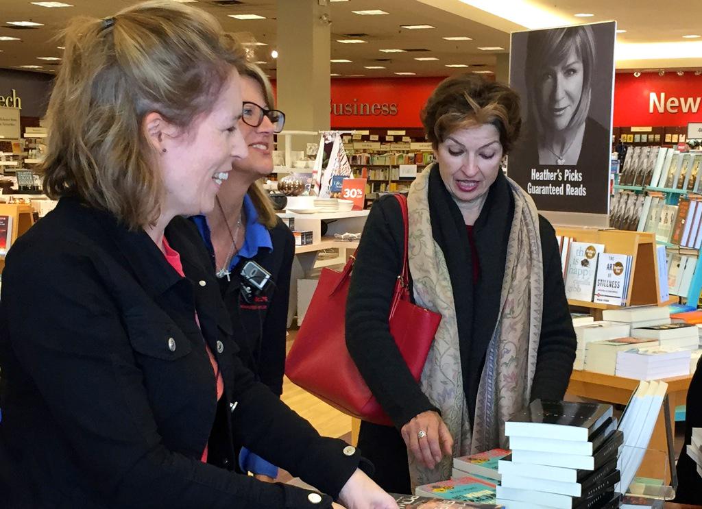 VickiGrantYA's tweet image. @KelleyArmstrong @TTotenAuthor So many books to sign, so little time. #OrcaSecrets #Indigo