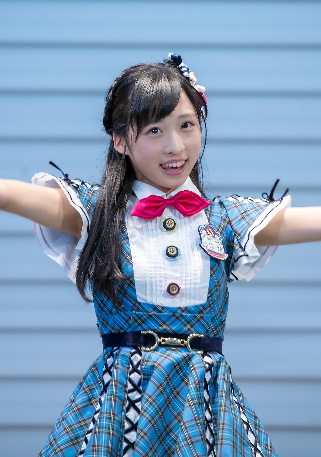 AKB 48　小栗　有以　コンプ　トランプ　パシフィコ横浜 なんてったってAKB48』2ショット写真会 in パシフィコ横浜 [小栗