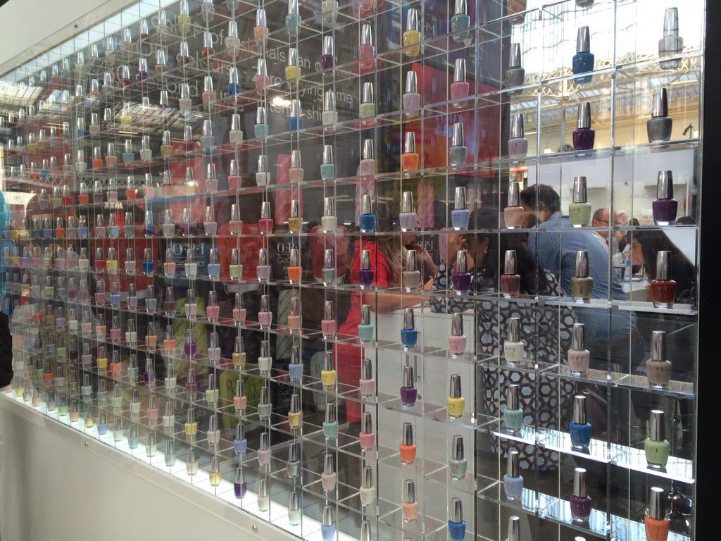 I died and gone straight to heaven at #kensington #OlympiaBeauty #nails 
#nailart #beauty #essex #london