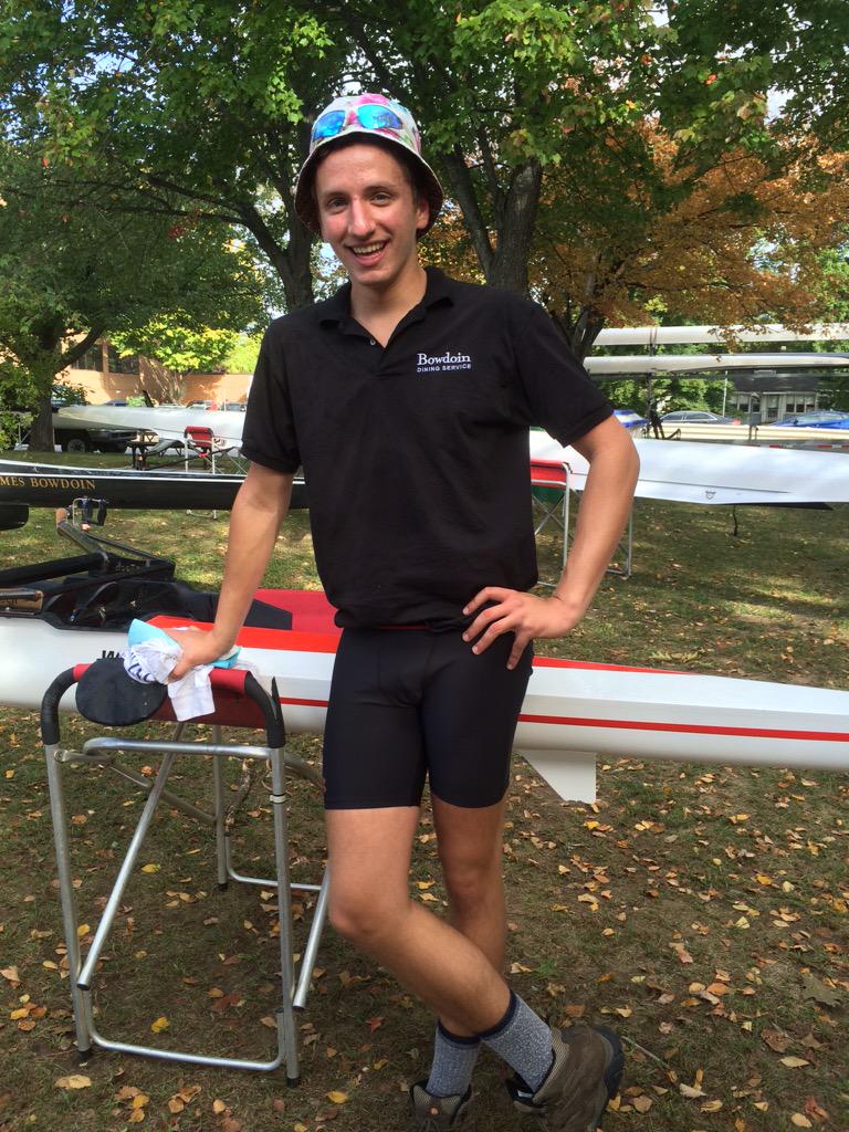BowdoinRowing's tweet photo. Men's rec 1x scoots up to first place with a time of 28:24.8! Yeah Matt Shen I mean Lucian!! #textilerr http://t.co/S0WyZoFx3I