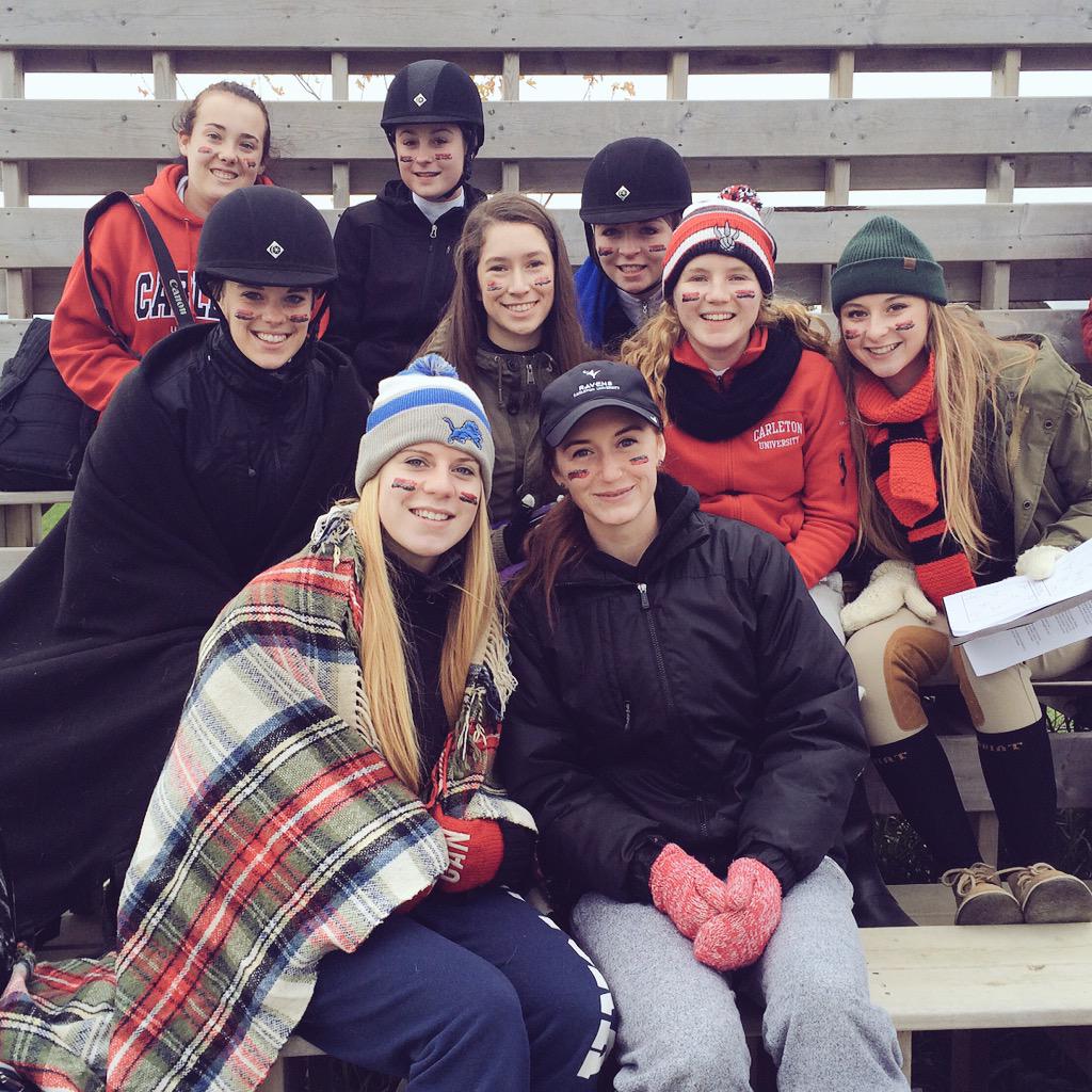 CU_Equestrian's tweet photo. A few babes cheering on our Ravens! ⚫️♥️⚫️  #CUEquestrian #GORAVENSGO http://t.co/SYjjcwcVV2