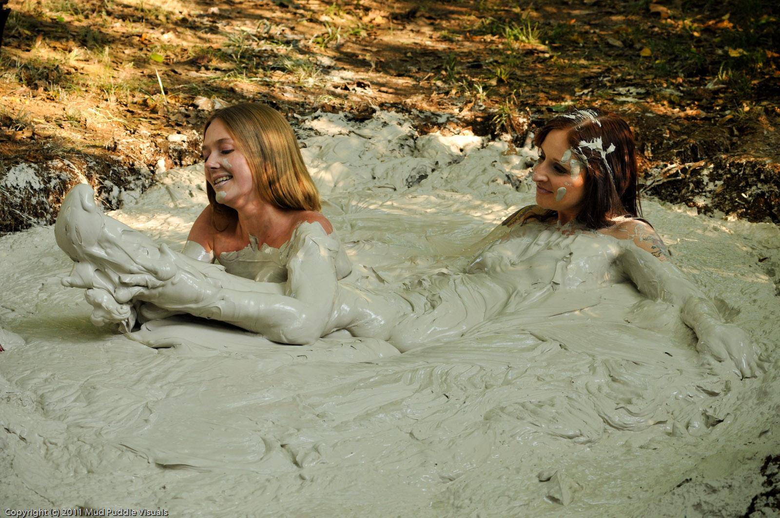 Mud Puddle Visuals On Twitter Paris Kennedy And Star 14820 | Hot Sex Picture