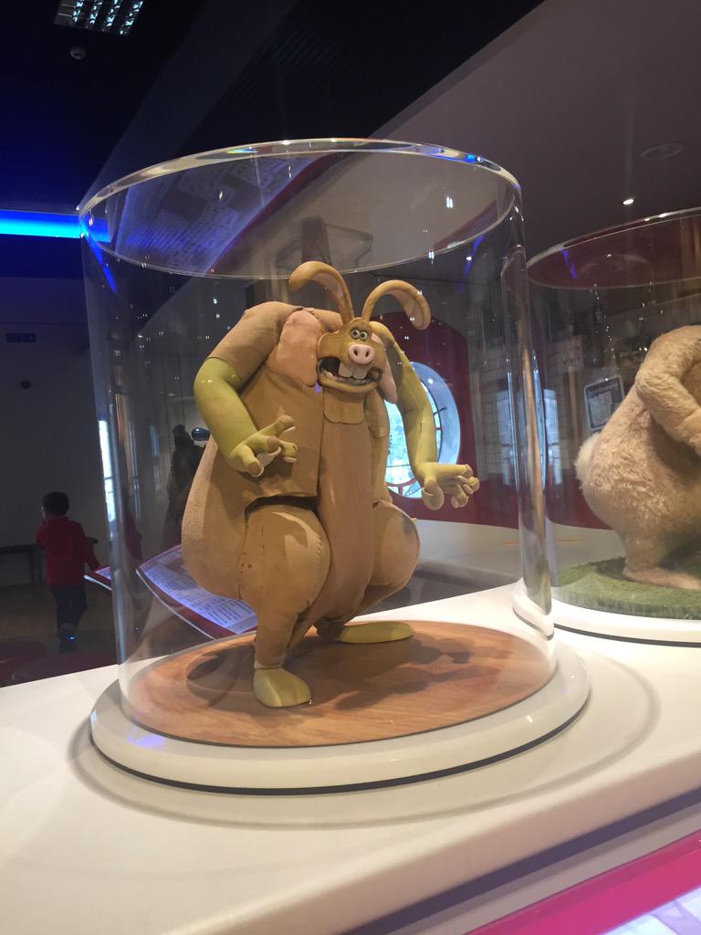 emmanator_91's tweet photo. #transformation of the #warerabbit #wallaceandgromit http://t.co/9oFh5OvOYy