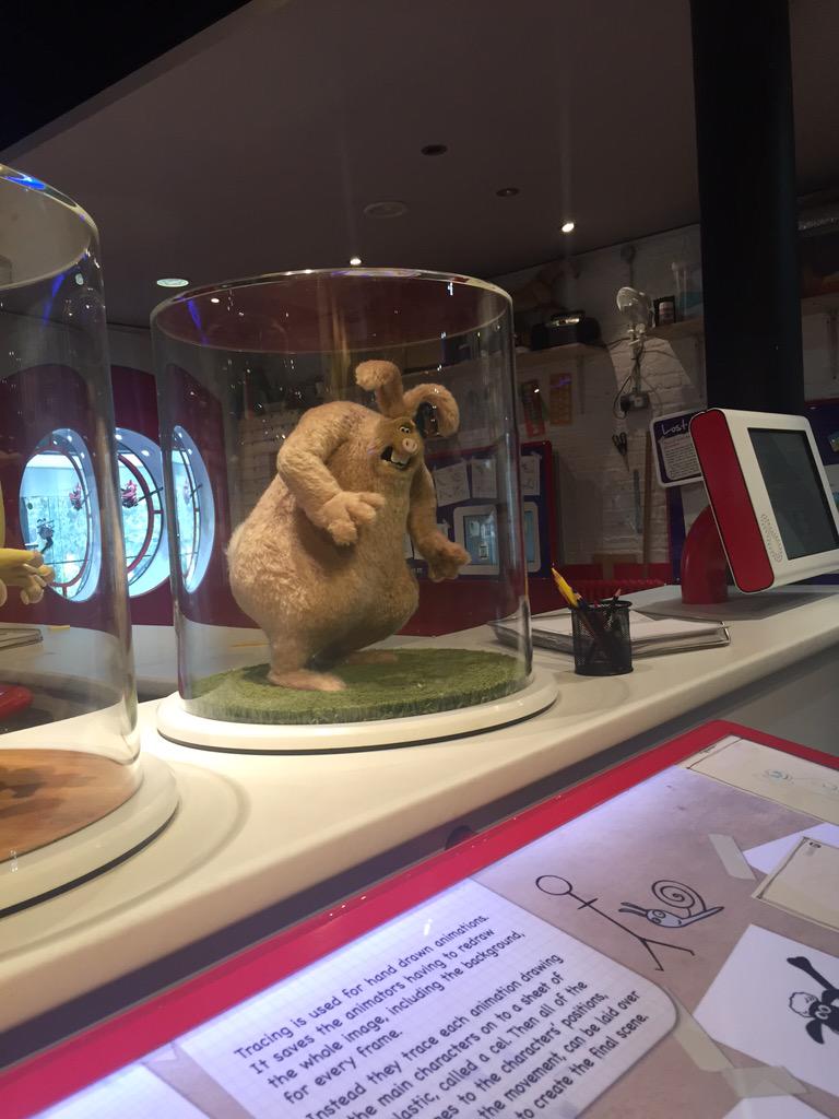 emmanator_91's tweet photo. #transformation of the #warerabbit #wallaceandgromit http://t.co/9oFh5OvOYy