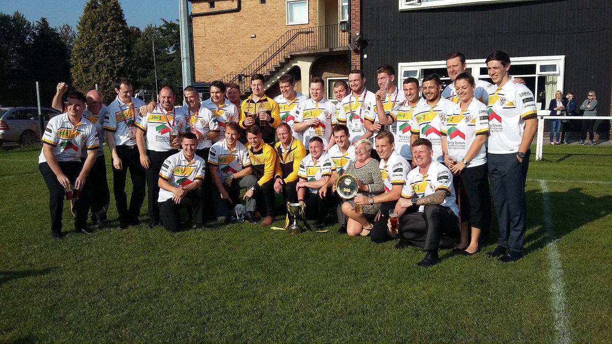 EjRogue's tweet photo. @leighminersrl @darrylkay10 @ob_scott7 @paulwhitworth @colemam36  one  proud  lady.  Xxxx http://t.co/NGfSL0mU0K