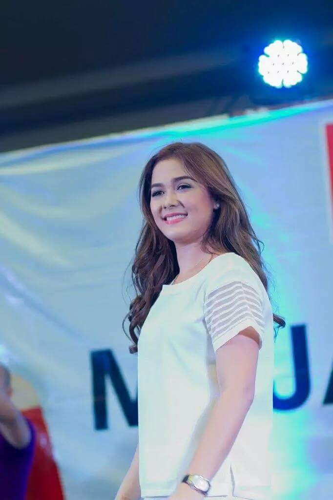 Mahal na Mahal ka namin kahit anung mangyayari dika namin Iiwan MAJA SALVADOR 
Happy Birthday Maja Salvador 