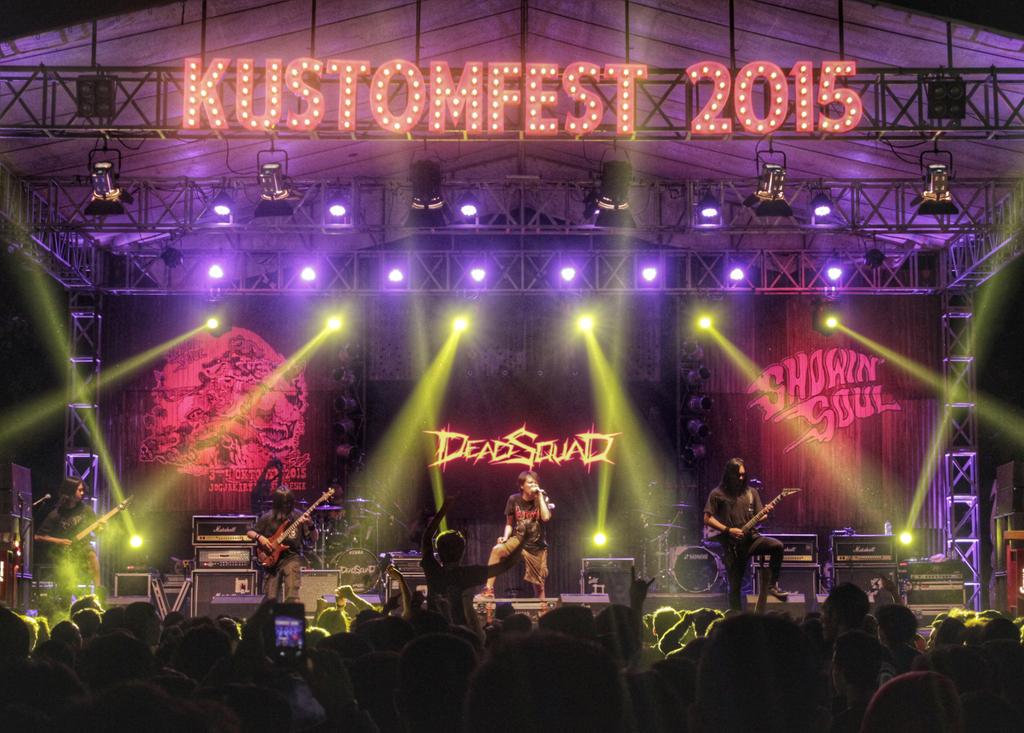 DEAD SQUAD!!
setelah ini acaranya adalah pengumuman #LuckyDraw yang beruntung membawa pulang Jaran Kore #kustomfest