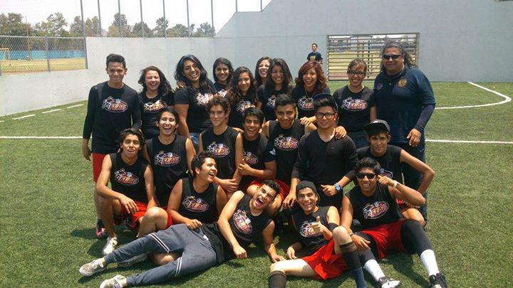 EdredC's tweet photo. #miritual nfl Aqui en mi departamentito con los tetracampeones de flag CCH naucalpan disfrutando de Ritual NFL http://t.co/mqM4AmXV30