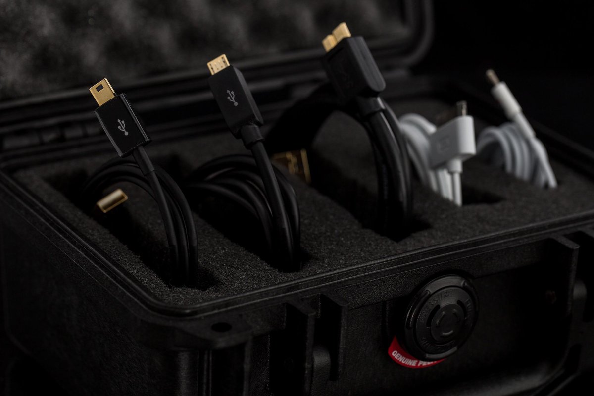 code4forensics's tweet image. Are you looking for a cable kit? We are now offering the Code 4 Forensics cable accessory kit. zurl.co/Ac1KKEwpw8f