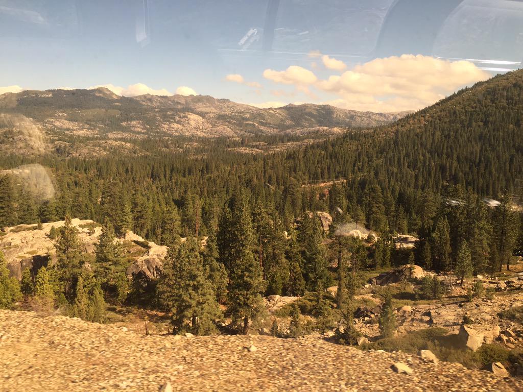 KCHeld's tweet photo. Riding the Zephyr home from #fallfusion2015 with @KALongshore #trainviews http://t.co/sRqSSyxPE1