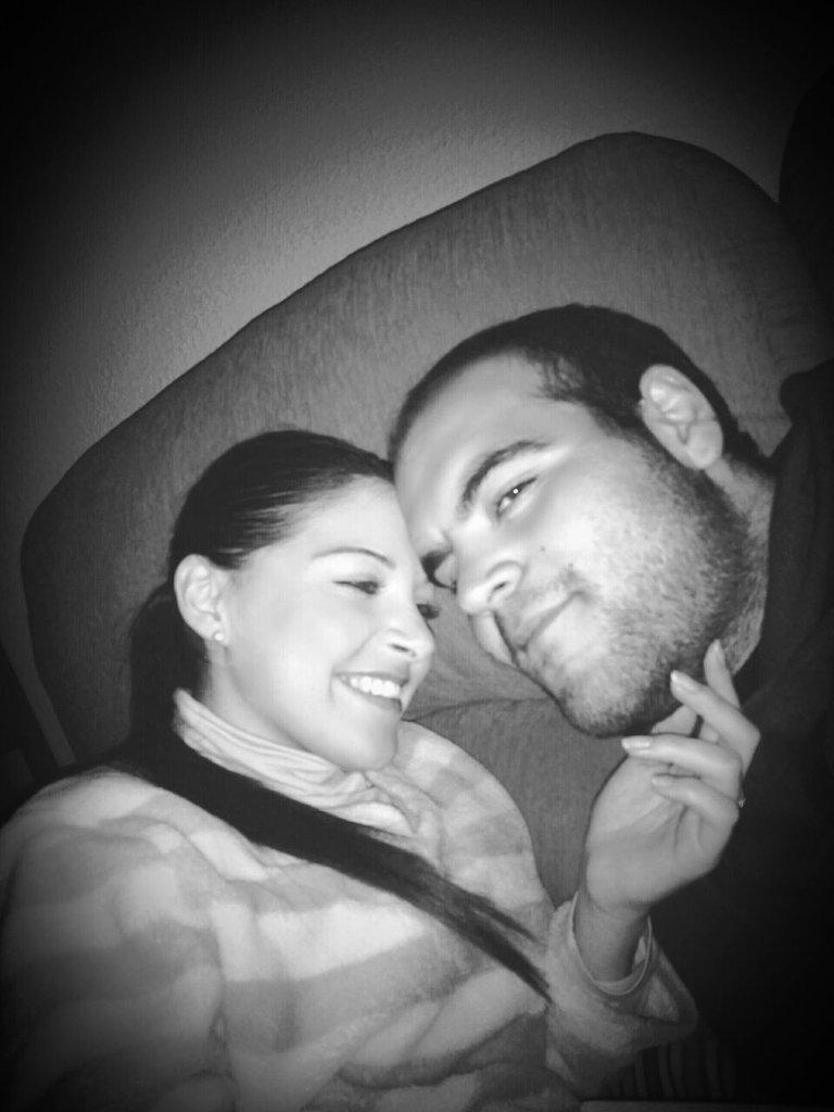 91Miguelss's tweet photo. @AroaCoronel gorr ya mismo cn la mantita escuchando llover y cn las castañass ricass http://t.co/5vKRz2EJts