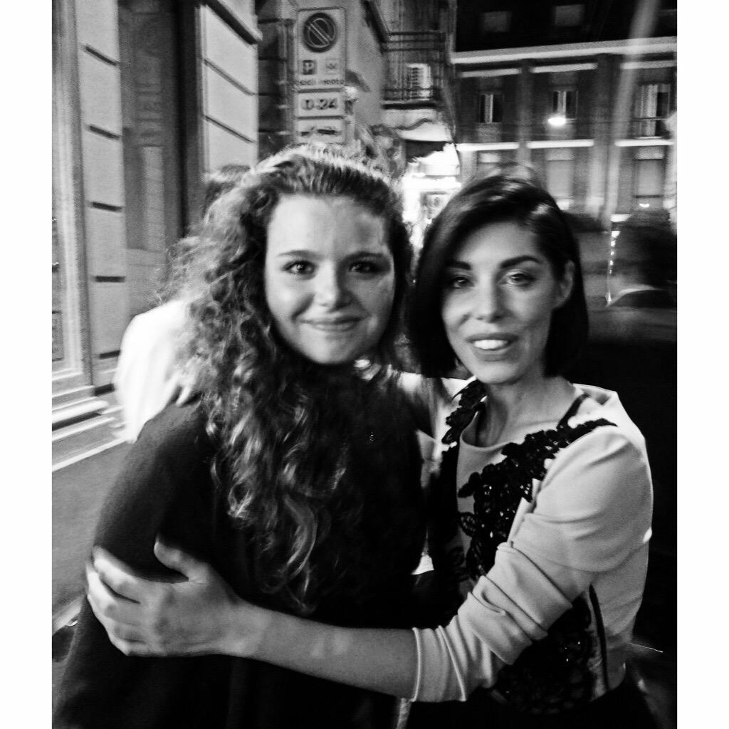 matilde_zanetti's tweet image. @biancaatzei buonanotte 💙😘 #biancaatzei #mysinger #cuore #amorino #music #chefacciacheho🙈