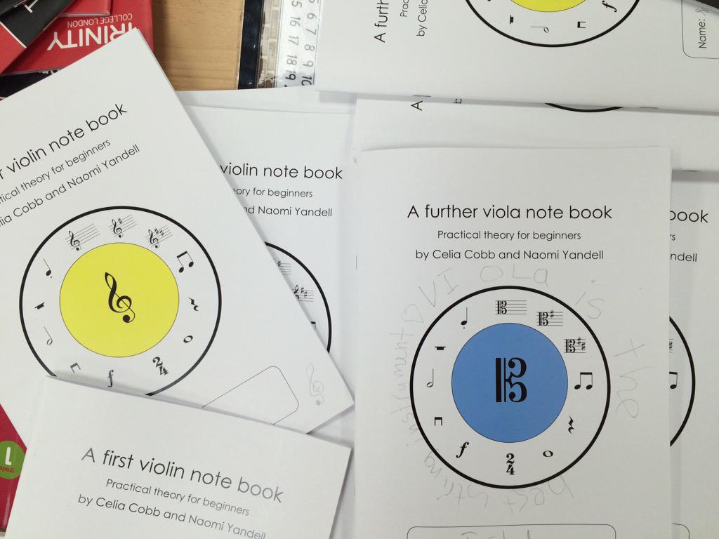 stringnotebooks's tweet photo. Teaching theory in a new way.
And the kids seem to love it!
#violin #viola #cello #doublebass #youngstringplayers http://t.co/HCVB3yRKkE