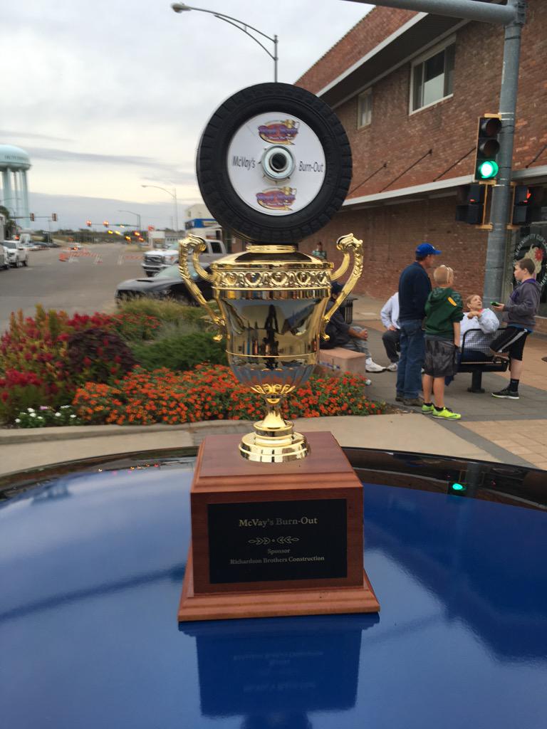 Pnightingale3's tweet photo. Took home the Trophy at the Burn Out Contest at the Downtown Hutchinson Rod Run!!! http://t.co/wfj8JWvDHY