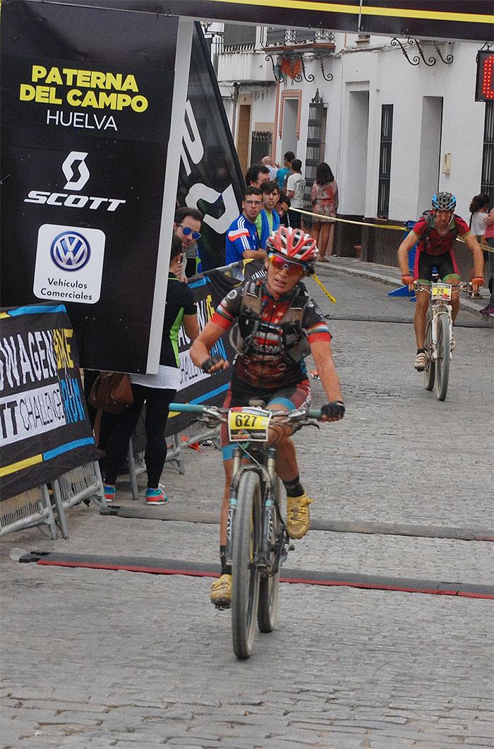 acciontr3s's tweet photo. las fotos de algunos vencedores en XV @rutabttpaterna @scottchallenge Es un placer colaborar con algunas personas http://t.co/V6Q0ieCzkR