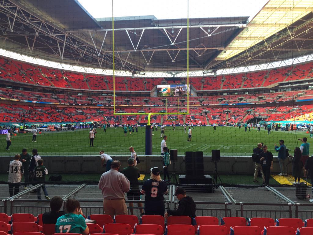 PJH986's tweet photo. @nfl_uk not bad seats. @NFL http://t.co/k2kY3xq5CY