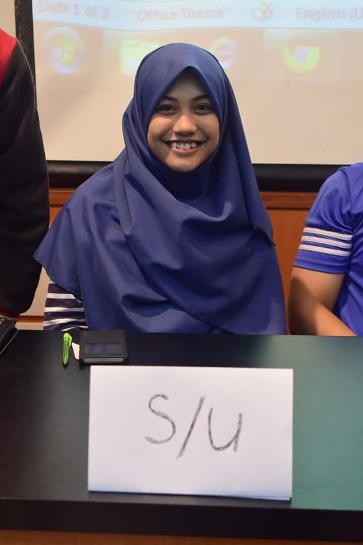 PermasaUM's tweet photo. Barisan pimpinan PERMASA UM yang baru bagi sesi 2015/2016. #PermasaUM http://t.co/WEZC2puGzg