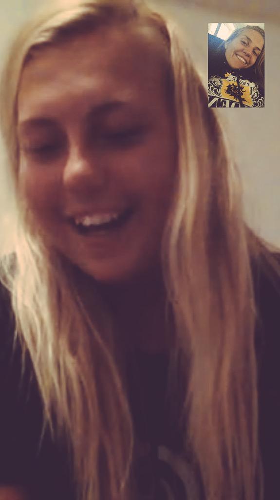 hannaaapersson's tweet photo. mitt hjärta, tacksam för all tid jag får med henne då hon hon befinner sig på andra sidan jordklotet@hansson_evelina http://t.co/4JUOcEPscx