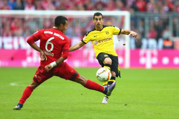 Bundesliga_EN's tweet image. RT @BL_Live_EN: HALF TIME!

@FCBayernEN lead @BVB 2-1 in #DerKlassiker.

#FCBBVB