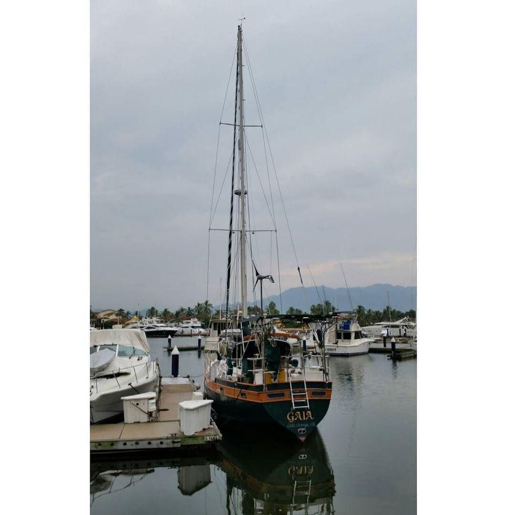 CurioGastro's tweet photo. Marina de #PuertoVallarta #scottkelby #PhotoWalkPVR http://t.co/l5FiM66nh6 http://t.co/S0emXtV3T6