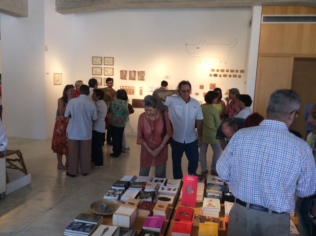 Sala_Mendoza's tweet photo. Inauguración de Sintaxis, Cartografías inquietas de Lihie Talmor, AEnciclopedia de Luis Romero y El Arca de Marcel http://t.co/tt6ydHDj1w