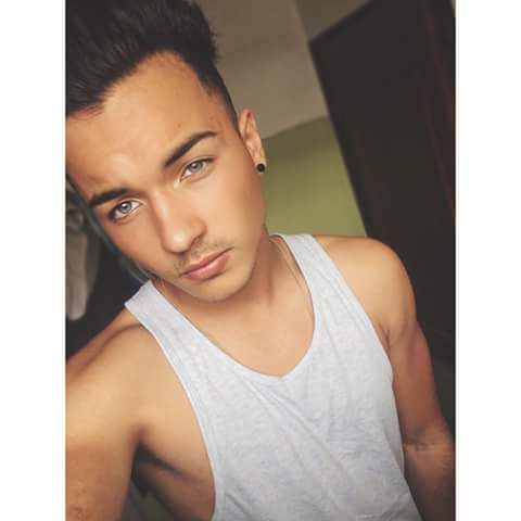 QentiinPayet's tweet photo. Un jour peut être ...🌠🙈 http://t.co/q8WmuqqviA