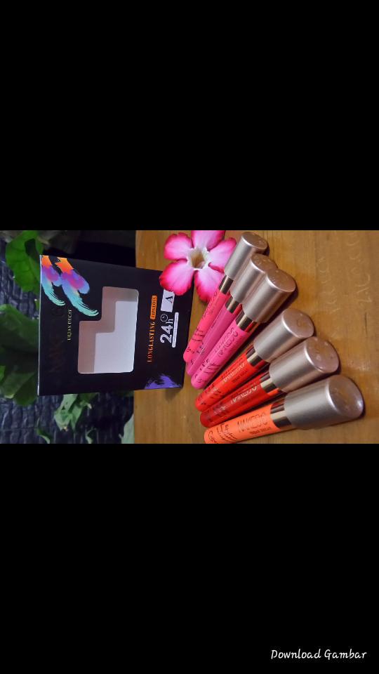 RasOlshop's tweet photo. Naked 6 Lipcream Matte &amp; Longlasting
Ready semua yg di gambar ya say :)
Harga per 6pcs murah banget! Cuma 75.000 aja http://t.co/GHlasOvmQp